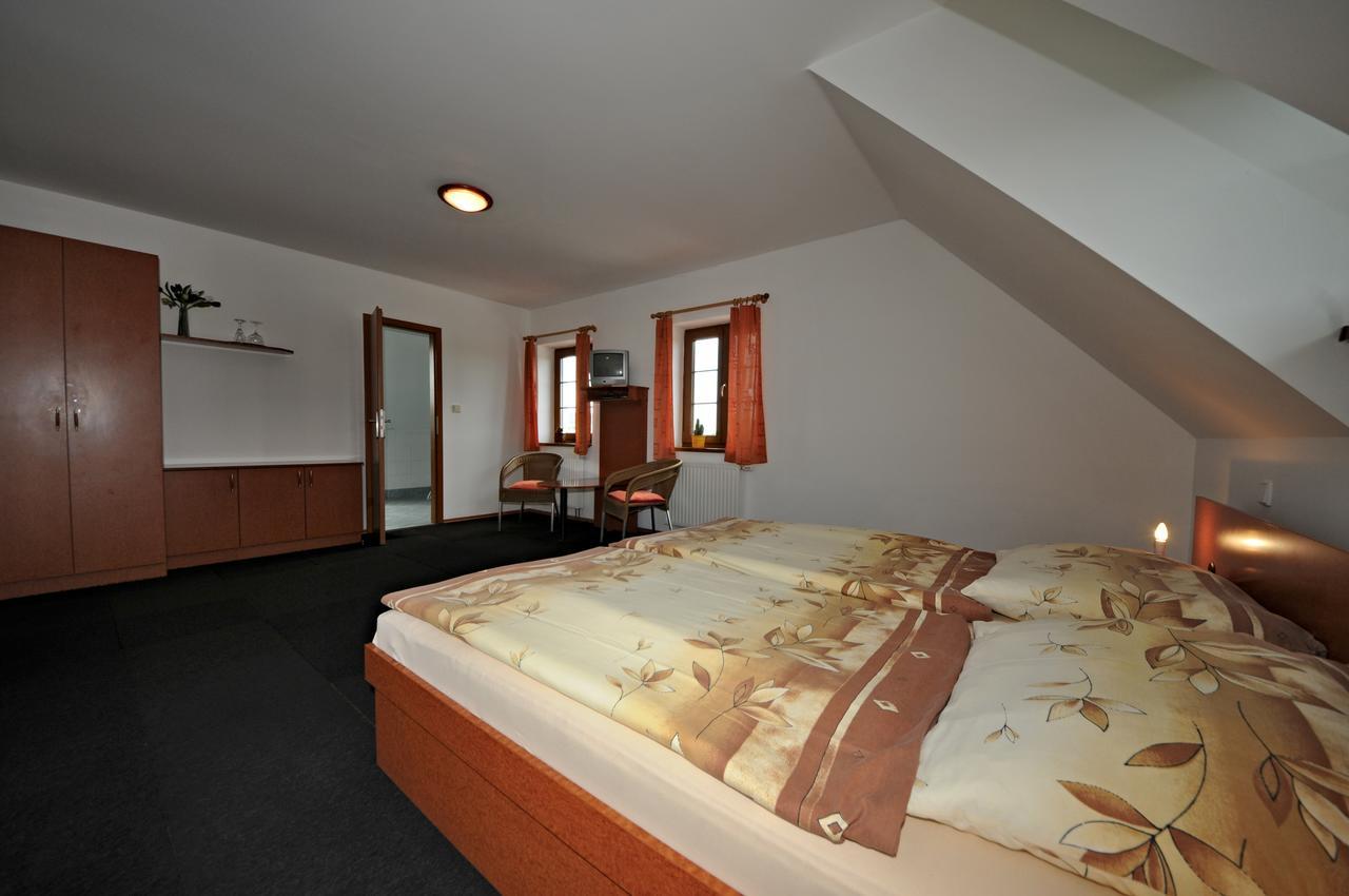 Penzion Praktik Krumlov Přísečná Eksteriør bilde